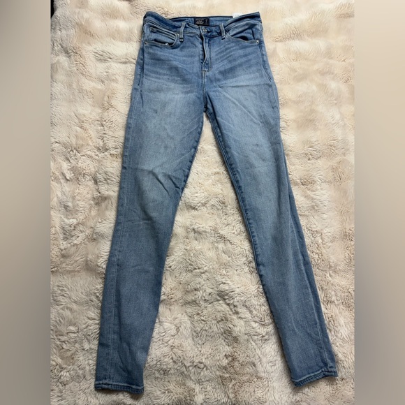 Abercrombie & Fitch Denim - Abercrombie & Fitch Women's Sky Blue High Rise Super Skinny Jeans Size 28